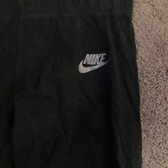 nike - Picture 3 of 4